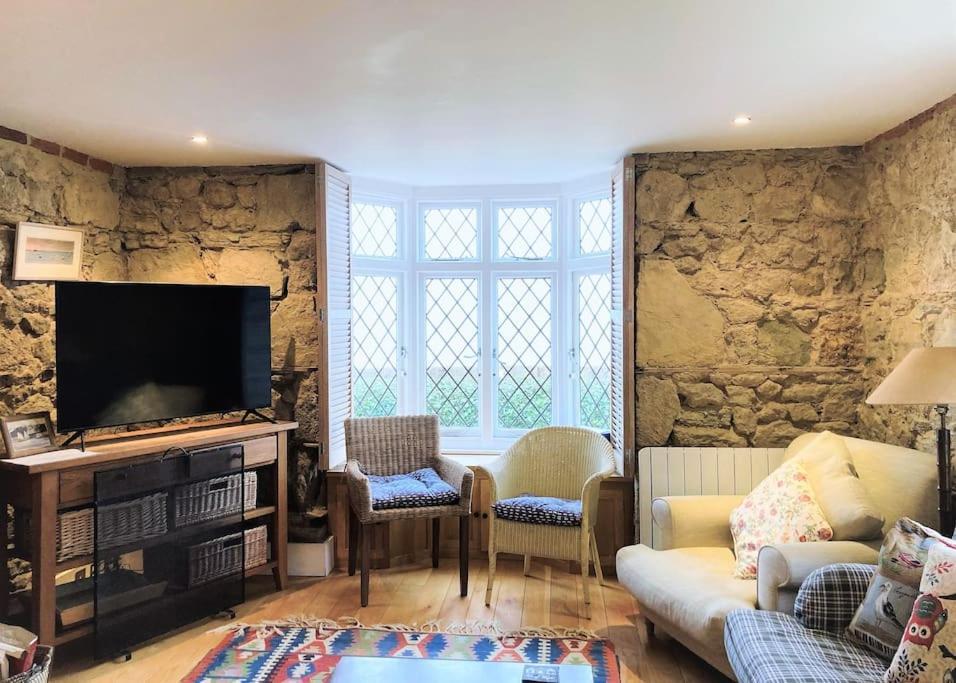 The Old Boat House, Seaview - Seafront Three Bedroom Cottage With Separate Two Bedroom Annexe Luaran gambar